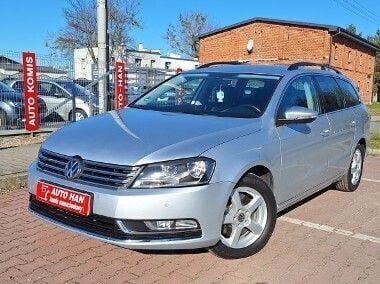 Srebrny Używany 2013 VW Passat Kombi | 28 900 zł (Dobra cena) - Obraz 1/4