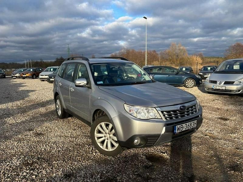 Używany Subaru Forester 150 KM (110 kW) 2012 Srebrny SUV