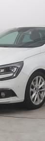 Używany Renault Mégane IV 132 KM (97 kW) 2016 Biały Sedan/Limuzyna