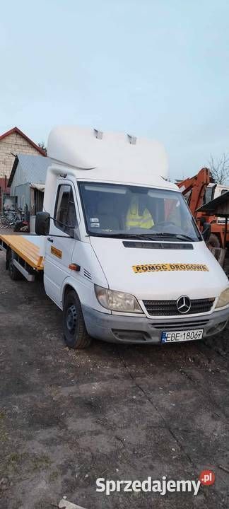 Używany 2004 Mercedes Sprinter Van | 35 500 zł - Obraz 1/4
