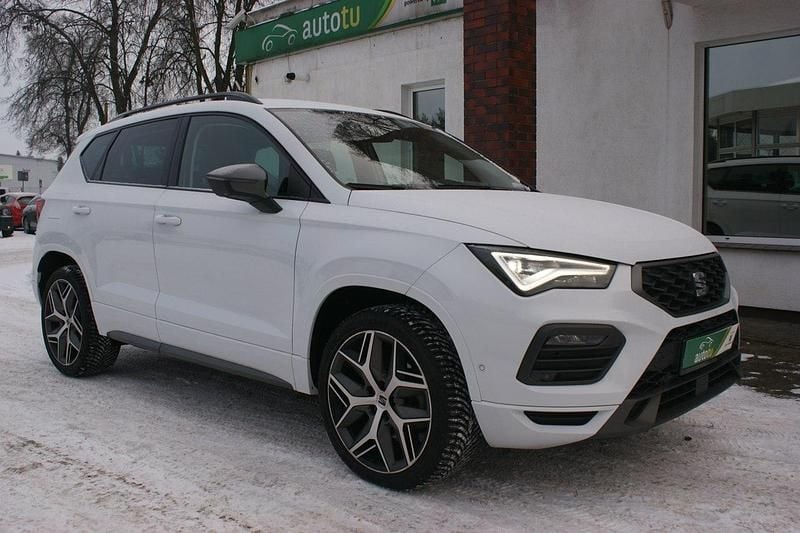 Biały (metalik) Używany 2022 Seat Ateca SUV | 99 990 zł (Uczciwa cena) - Obraz 1/4