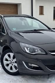 Używany Opel Astra 165 KM (121 kW) 2015 Inny kolor Kombi