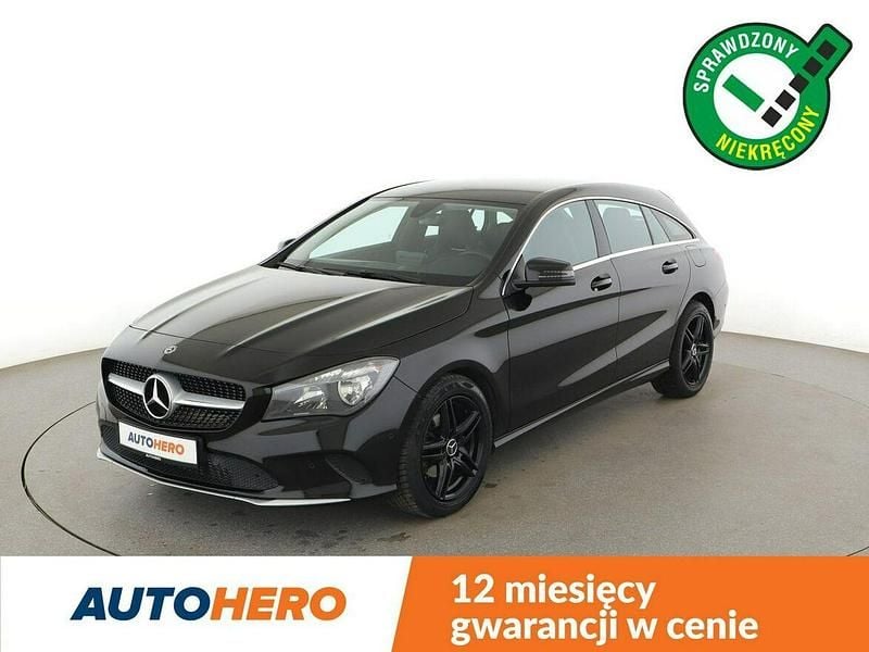Czarny Używany 2017 Mercedes CLA180 Sedan/Limuzyna | 62 900 zł - Obraz 1/3