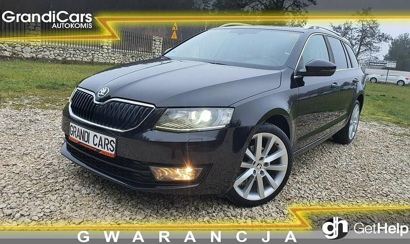Używany Skoda Octavia Elegance 105 KM (77 kW) 2014 Czarny Kombi