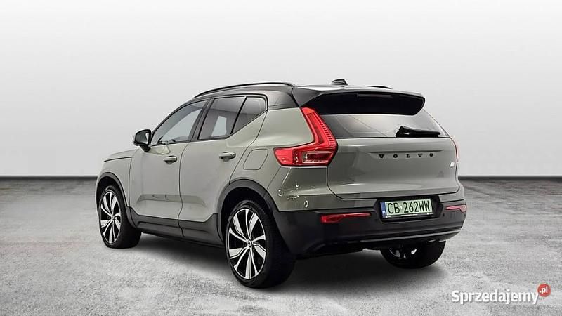 Używany Volvo XC40 Ultimate 300 kW (408 KM) 2022 Zielony SUV