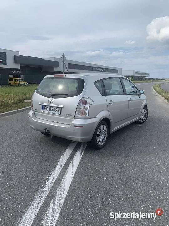 Używany 2008 Toyota Corolla Verso Minivan | 10 900 zł (Uczciwa cena) - Obraz 1/4