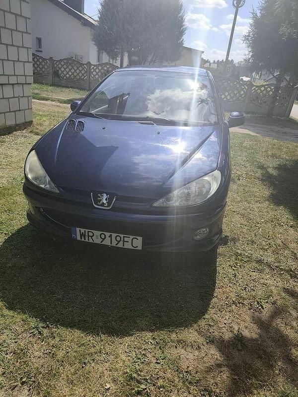 Używany Peugeot 206 2008 Niebieski Sedan/Limuzyna