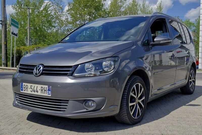 Szary (metalik) Używany 2011 VW Touran Minivan | 14 999 zł - Obraz 1/4