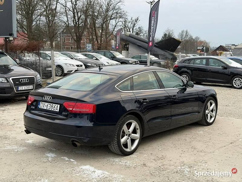 Używany Audi A5 Sportback 2010 Granatowy Hatchback