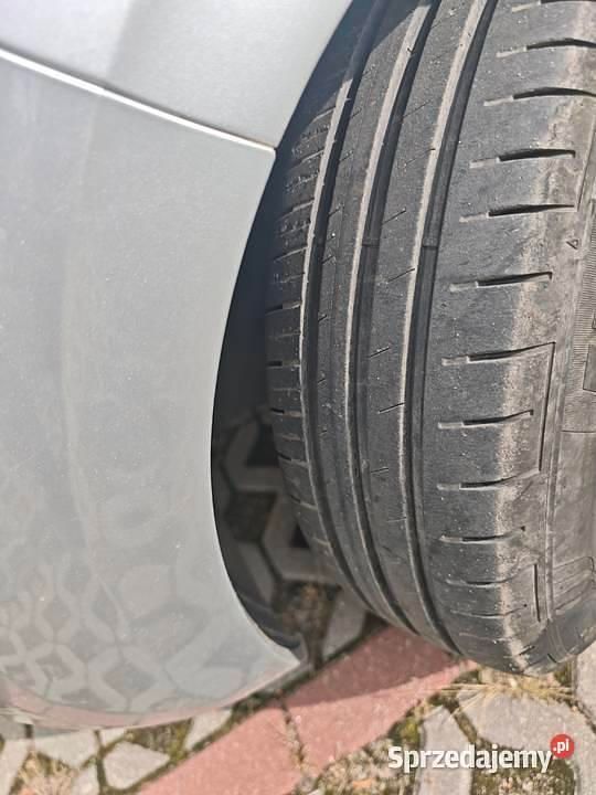 Używany Peugeot 208 68 KM (50 kW) 2014 Hatchback