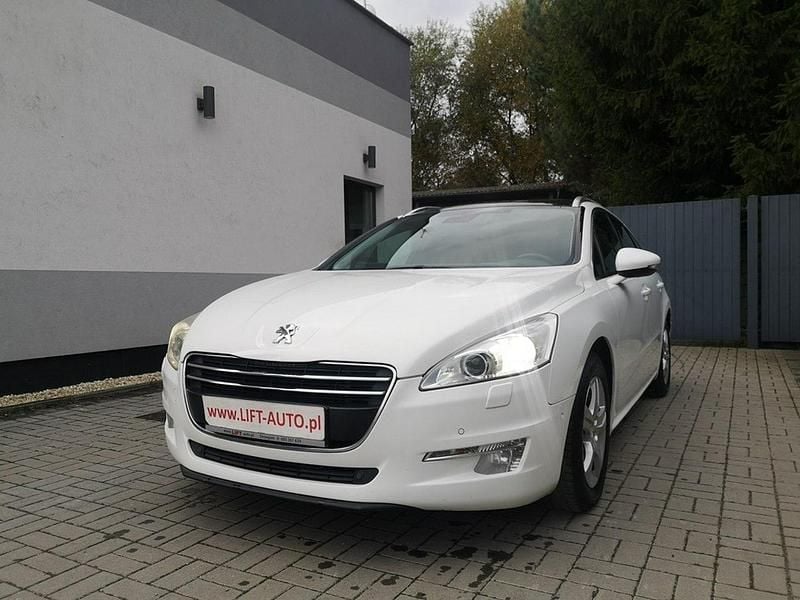 Biały Używany 2011 Peugeot 508 SW Kombi | 22 900 zł - Obraz 1/4