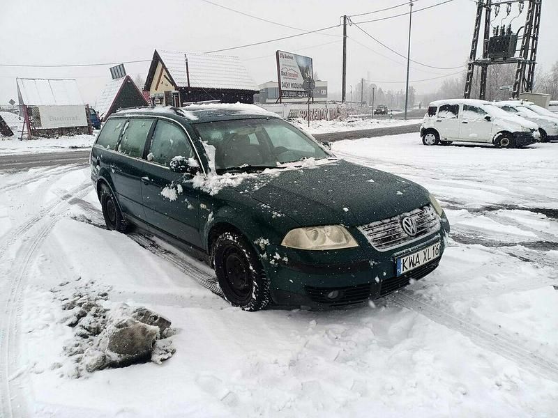 Zielony Używany 2002 VW Passat Kombi | 2950 zł (Uczciwa cena) - Obraz 1/4
