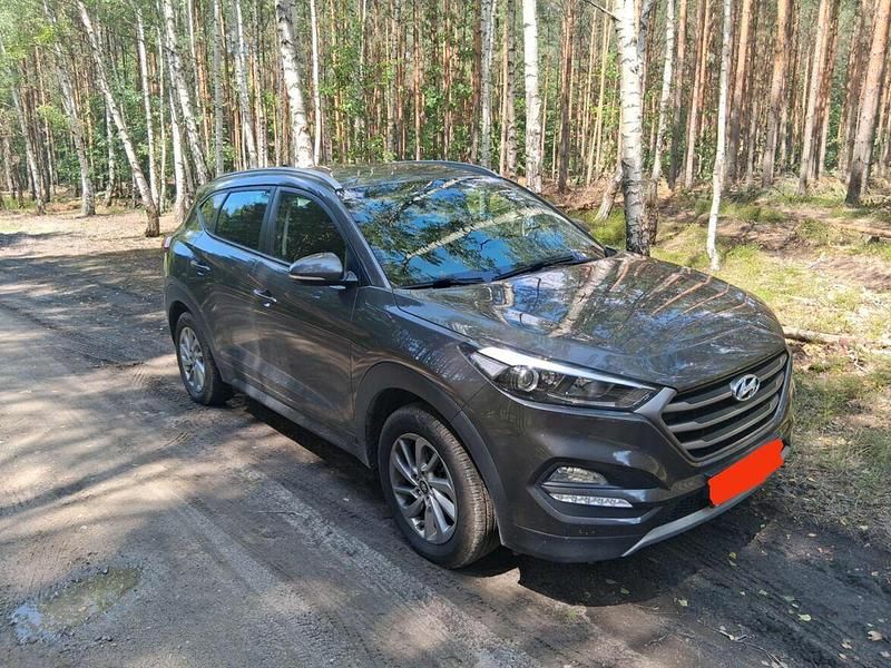 Szary Używany 2018 Hyundai Tucson SUV | 78 500 zł (Uczciwa cena) - Obraz 1/4