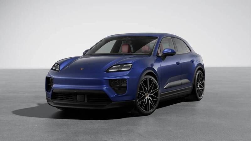 Gentian blue metallic Nowe 2024 Porsche Macan SUV | 471 183 zł (Uczciwa cena) - Obraz 1/4