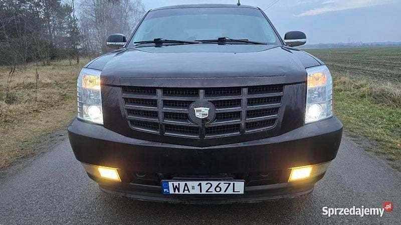 Używany Cadillac Escalade 2008 Czarny SUV