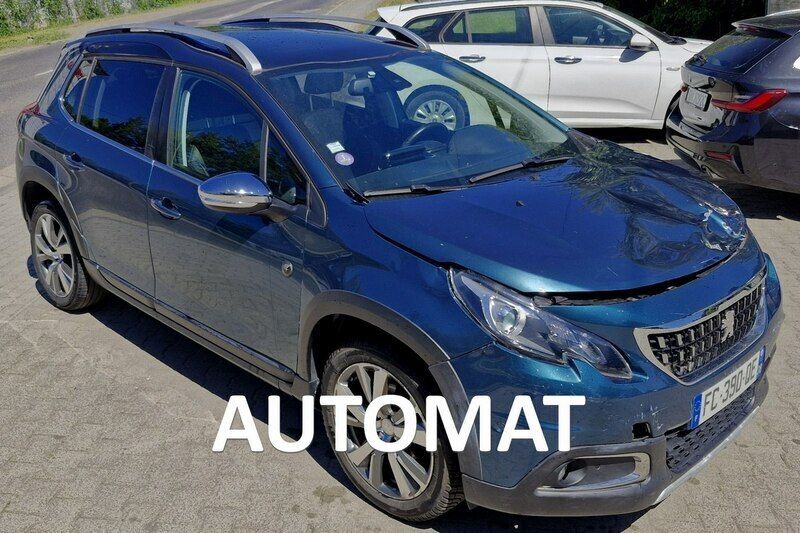 Niebieski (metalik, perła) Używany 2018 Peugeot 2008 SUV | 27 700 zł - Obraz 1/4