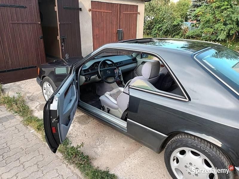 Używany Mercedes E300 Sportline 1990 Coupe