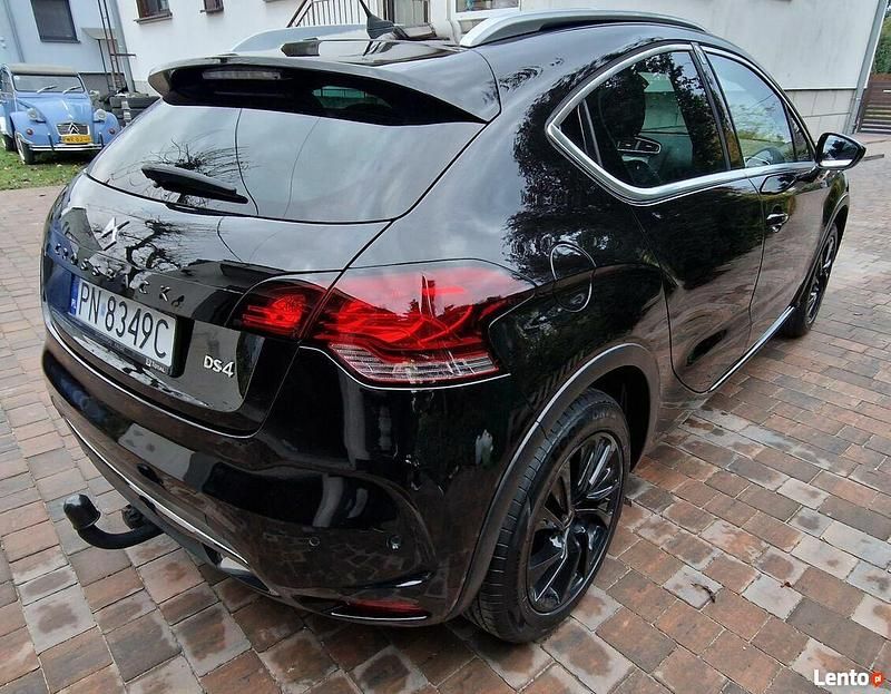 Używany Citroën DS4 2016 Czarny Hatchback