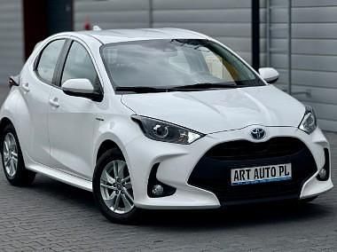 Inny kolor Używany 2020 Toyota Yaris Hybrid Hatchback | 66 997 zł (Uczciwa cena) - Obraz 1/4