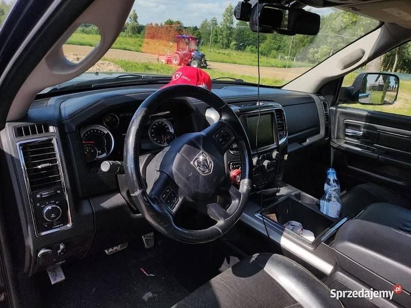 Używany Dodge Ram 2014 Czarny Pickup