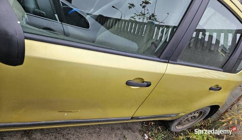 Używany 2006 Nissan Note Minivan | 4500 zł - Obraz 1/4