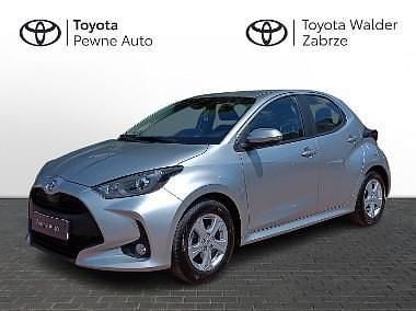 Srebrny Używany 2022 Toyota Yaris Comfort Hatchback | 69 900 zł (Uczciwa cena) - Obraz 1/3