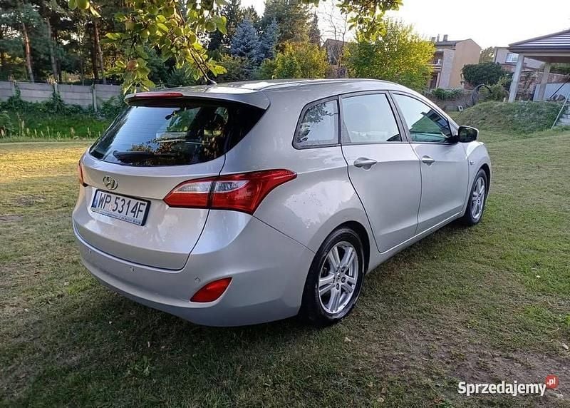 Używany Hyundai i30 Premium 2012 Srebrny Kombi