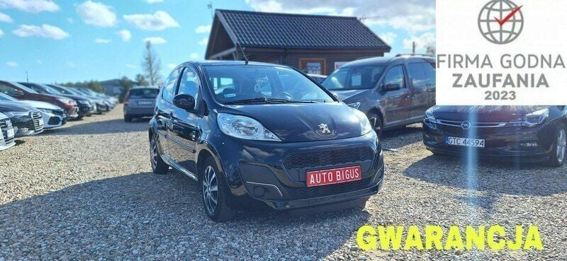 Czarny (metalik) Używany 2013 Peugeot 107 Hatchback | 22 900 zł - Obraz 1/4