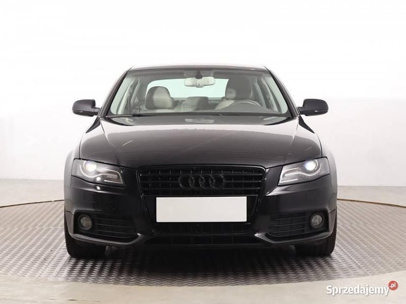 Czarny Używany 2011 Audi A4 Sedan/Limuzyna | 33 999 zł (Uczciwa cena) - Obraz 1/4