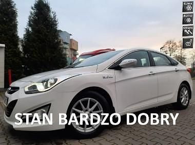 Używany Hyundai i40 136 KM (100 kW) 2012 Biały Sedan/Limuzyna