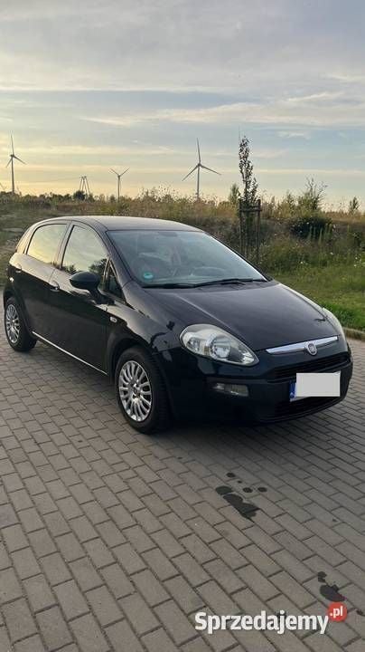 Czarny Używany 2010 Fiat Punto Evo Active Hatchback | 11 900 zł (Uczciwa cena) - Obraz 1/4