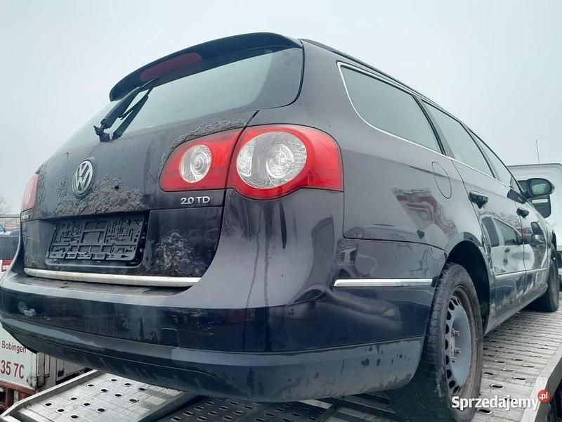 Czarny Używany 2006 VW Passat Kombi | 2400 zł (Super Cena) - Obraz 1/4