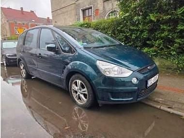 Używany Ford S-MAX Titanium 131 KM (96 kW) 2007 Zielony Minivan