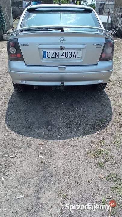 Srebrny Używany 1998 Opel Astra Hatchback | 4500 zł (Uczciwa cena) - Obraz 1/4