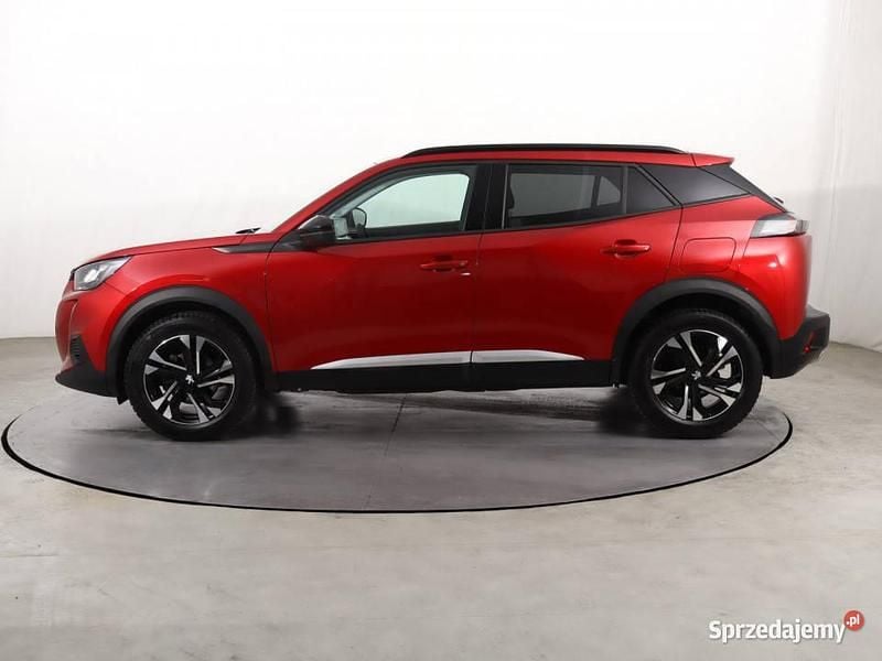 Używany Peugeot 2008 2022 Czerwony SUV