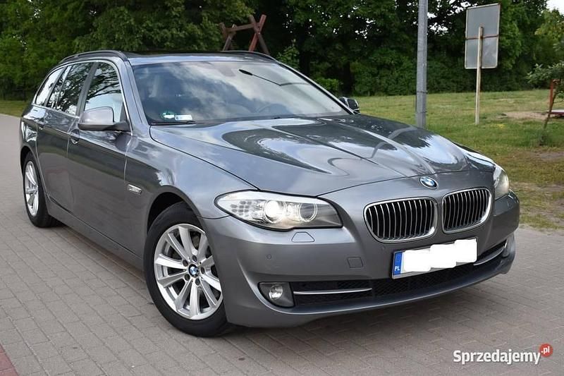 Używany 2013 BMW 520 Comfort Edition | 43 900 zł (Uczciwa cena) - Obraz 1/4