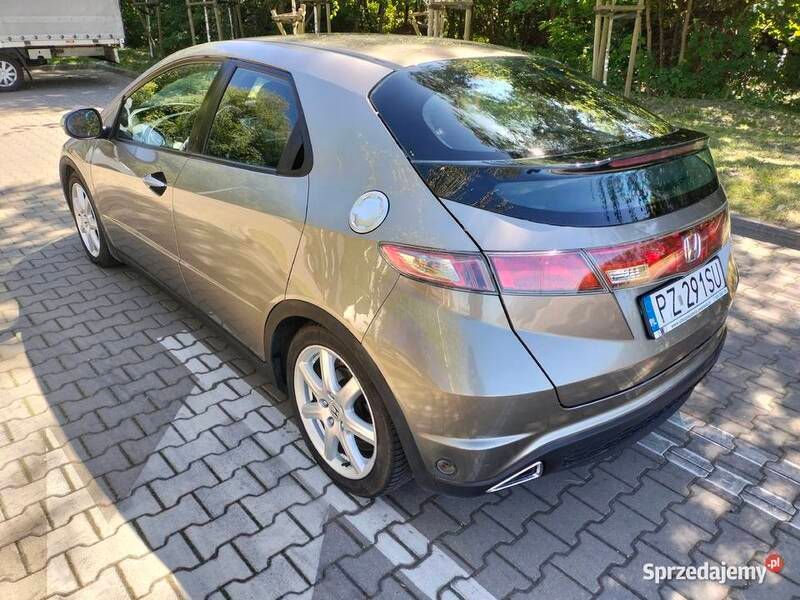 Używany Honda Civic 140 KM (102 kW) 2008