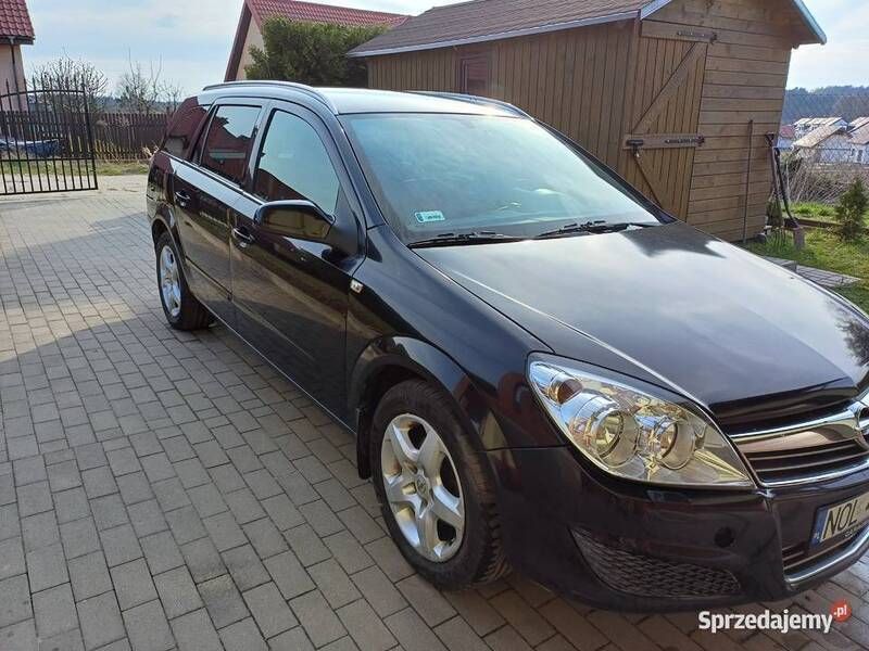 Czarny Używany 2007 Opel Astra Kombi | 5500 zł (Dobra cena) - Obraz 1/4