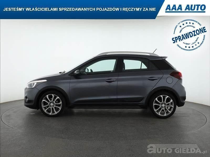 Używany Hyundai i20 101 KM (74 kW) 2018 Szary
