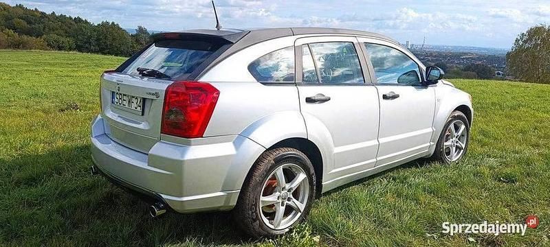 Używany Dodge Caliber 140 KM (102 kW) 2007 Srebrny Hatchback