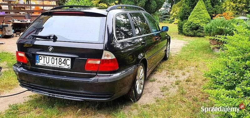 Używany BMW 320 2004 Czarny Kombi