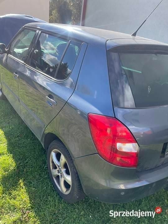 Szary Używany 2009 Skoda Fabia Hatchback | 4000 zł - Obraz 1/4