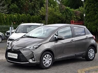 Szary Używany 2020 Toyota Yaris Hatchback | 43 888 zł (Uczciwa cena) - Obraz 1/4