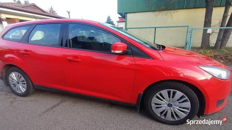 Używany Ford Focus 105 KM (77 kW) 2018 Czerwony Kombi