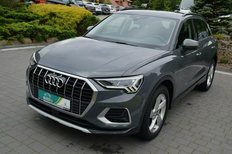 Szary (metalik) Używany 2020 Audi Q3 SUV | 87 800 zł (Super Cena) - Obraz 1/4