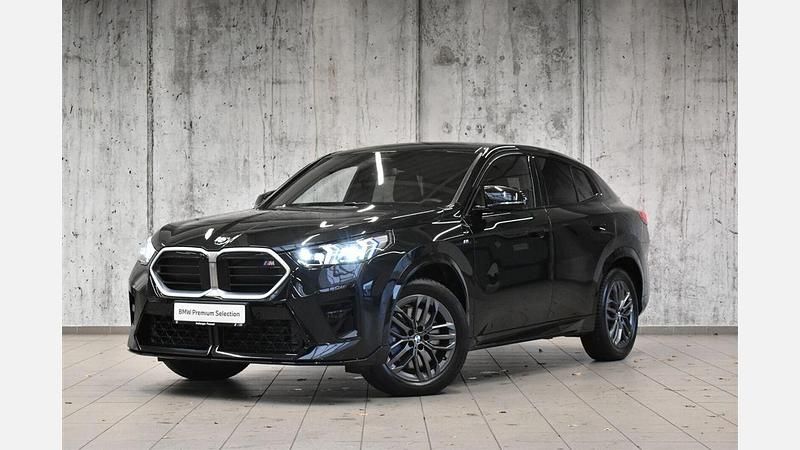 Używany BMW X2 Luxury Line 317 KM (233 kW) 2025 Czarny szafir metalizowany SUV
