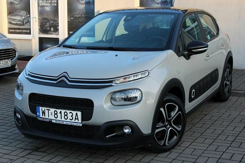 Używany Citroën C3 Shine 83 KM (61 kW) 2019 Szary Hatchback
