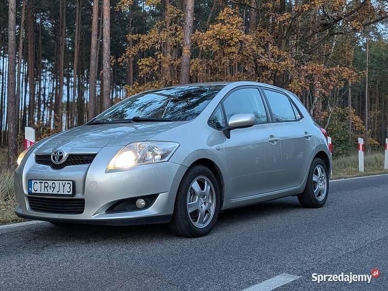 Używany 2008 Toyota Auris Hatchback | 15 500 zł (Uczciwa cena) - Obraz 1/4