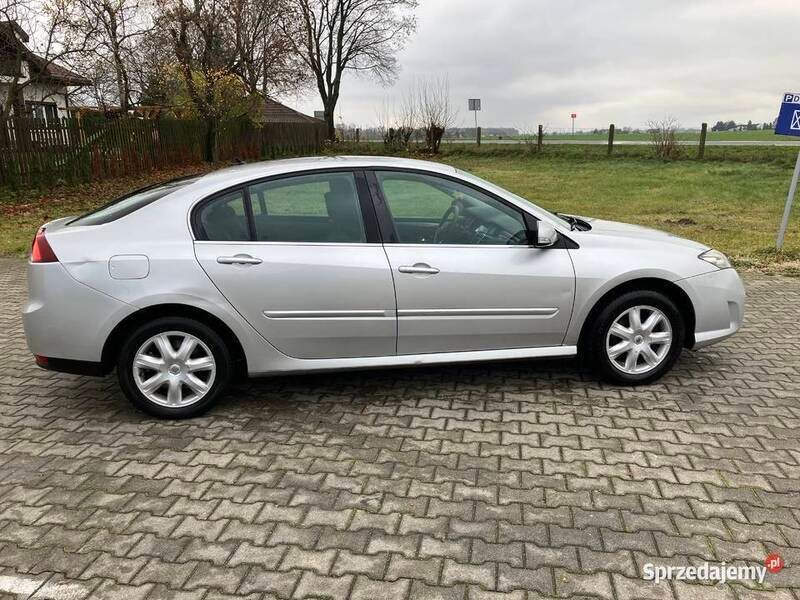 Używany Renault Laguna III GT 110 KM (80 kW) 2010 Srebrny Hatchback
