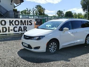 Biały Używany 2018 Chrysler Pacifica SUV | 94 900 zł - Obraz 1/4